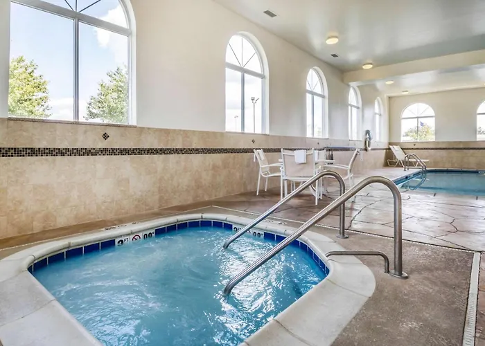 Comfort Starved Rock Area Inn 4*